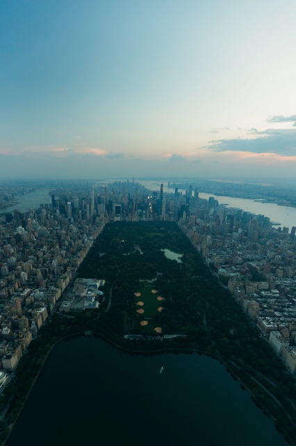 FlyNyon NY photograph
