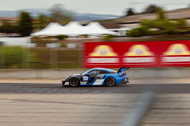 Porsche Club photograph