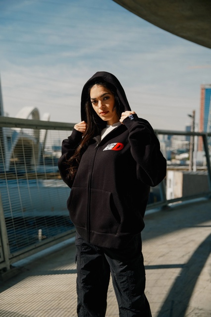Leen Customs photograph